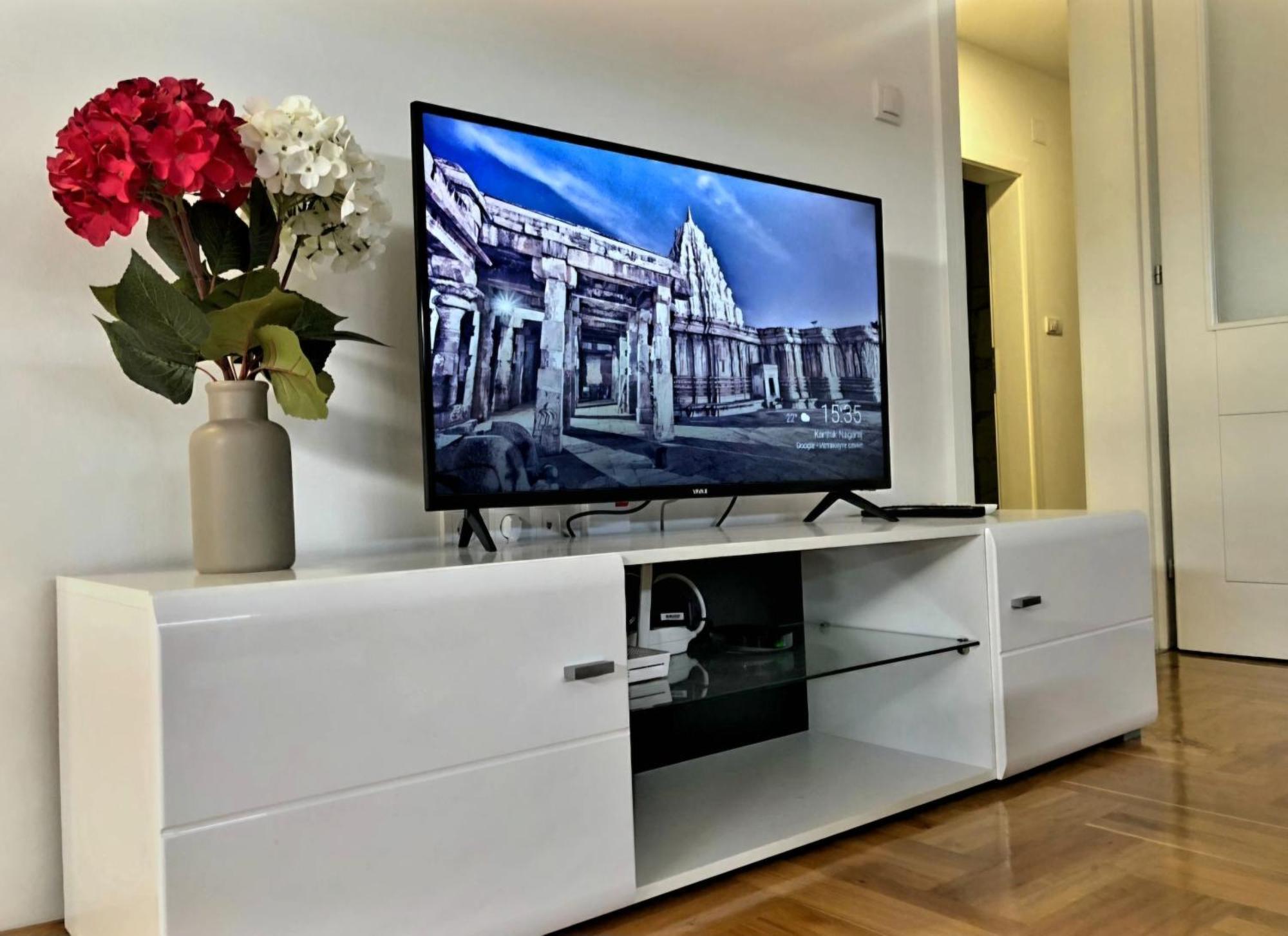 Berlin Apartment *